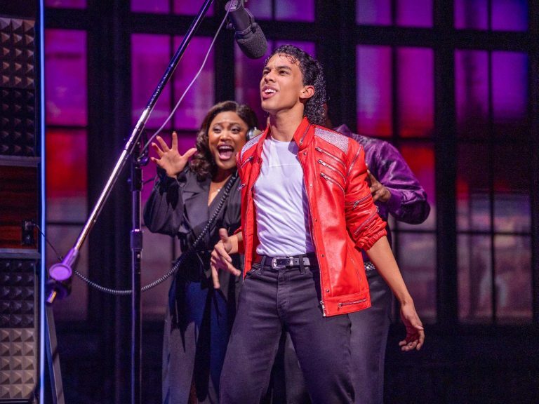 MJ-The-Musical-Australian-Cast-Image-by-Daniel-Boud-11-768x576