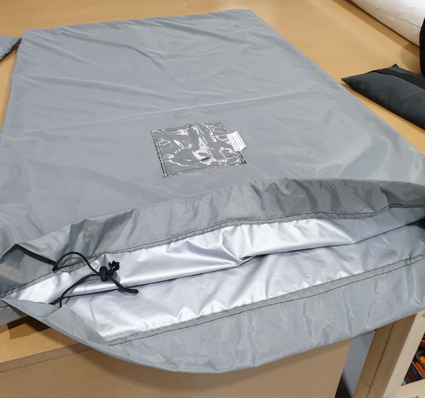 Reveal drape bag example